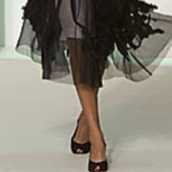 NWOB - Black Satin Peep Toe Pumps by Marni - Picture 4 of 12